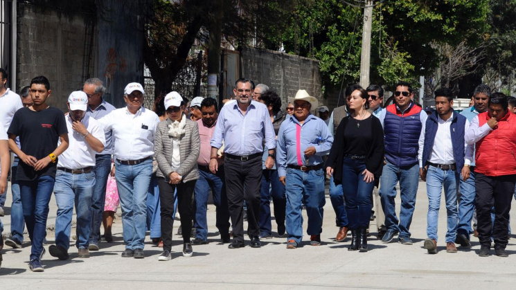 Realizan obras en agencias de la capital oaxaqueña con colonos