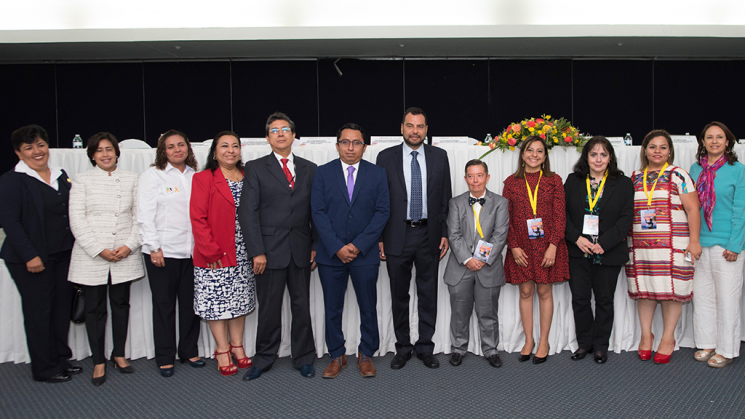 Inauguran Congreso Cáncer en la Infancia y Adolescencia