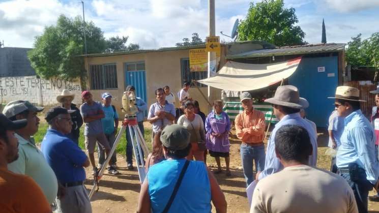 Agencia Vicente Guerrero de Zaachila,se beneficia con obras 