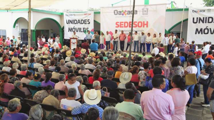 Unidades Móviles de Sedesoh cumplen compromiso en las 8 regiones