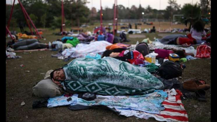 Llega caravana de migrantes a Oaxaca