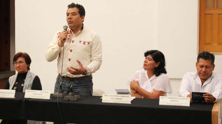 Analizan en UABJO evolución de sociedades rurales en sur-sureste 