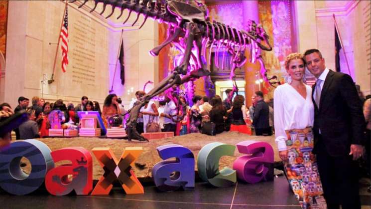 Conquista Oaxaca en Nueva York con tradicional Día de Muertos    