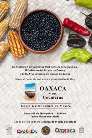 Presentan Libro Oaxaca y sus cocineras en el Teatro Alcalá