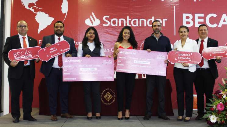 Entrega Santander Becas Internacionales y Nacionales 