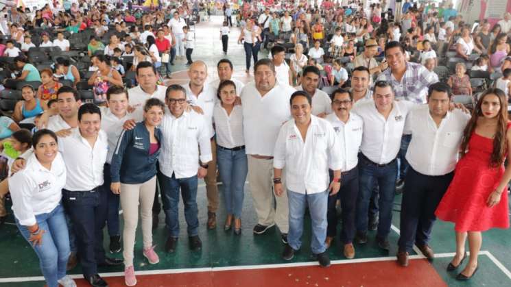 Llega Feria de Servicios en el municipio de San Pedro Mixtepec