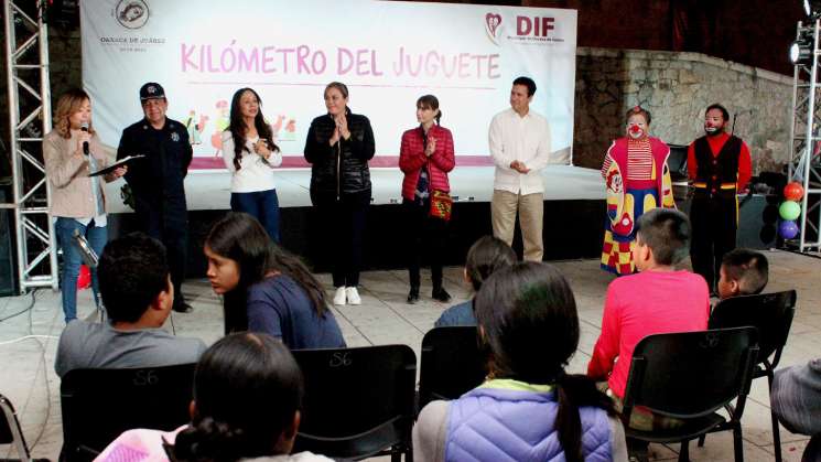 El “Kilómetro del Juguete” superó la meta en capital oaxaqueña