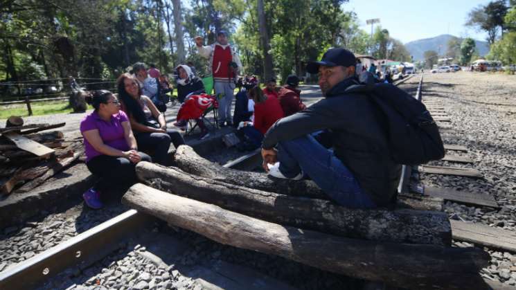 Acuerda CNTE liberar vías férreas en Michoacán