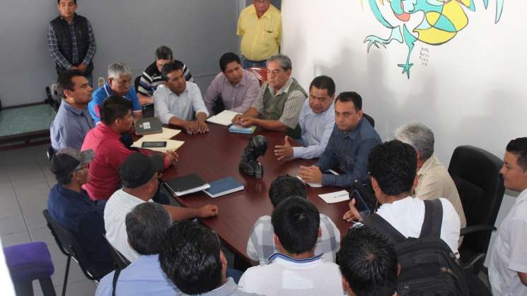 Trabaja Sinfra con autoridades de Tlacolula de Matamoros