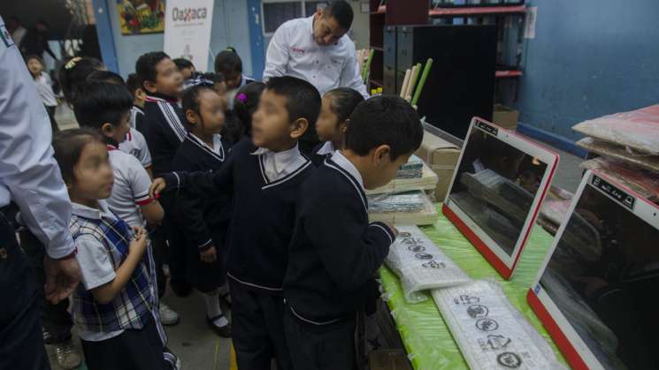 Entrega Gobierno del Estado apoyos a Primaria “Enrique C.Rebsamen