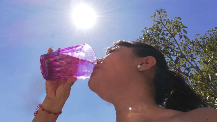 Recomienda SSO medidas preventivas ante ola de calor