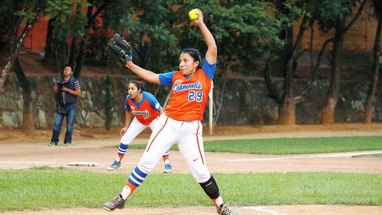 Inaugurarán torneo de la Liga de Softbol Femenil Princesa Donají