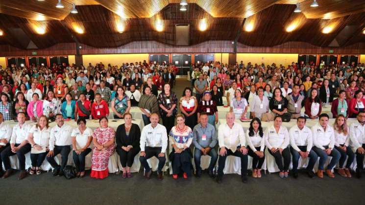 Realizan 3ª Reunión con Presidentas y Presidentes DIF Municipales