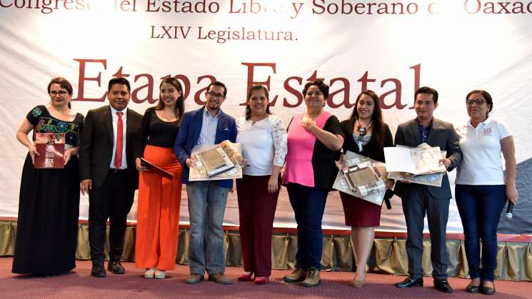 Niñez y juventud oaxaqueña se imponen en Certamen de Oratoria