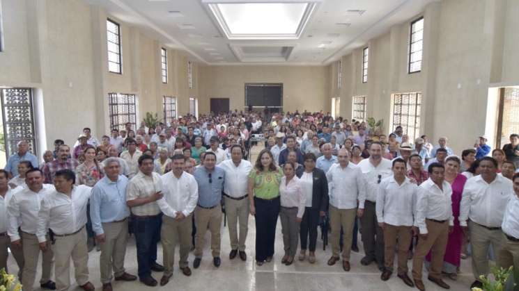 Inaugura titular de Seculta oficinas comunales de Xoxocotlán