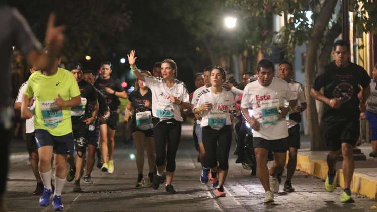 Juan Bautista Pérez y Vianney Anahí Sosa ganan al ritmo del rock