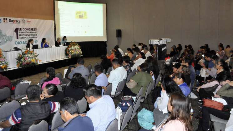 Realizan Primer Congreso en Formación Docente