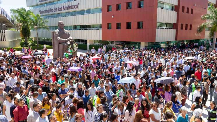 Realizan simulacro de sismo en Ciudad Administrativa