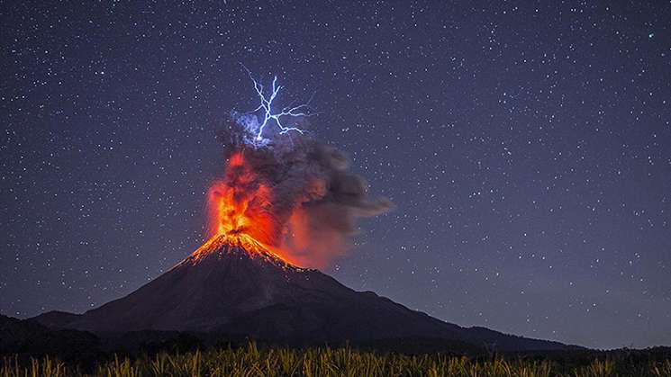 Hay en  México 40 volcanes activos; Conapred