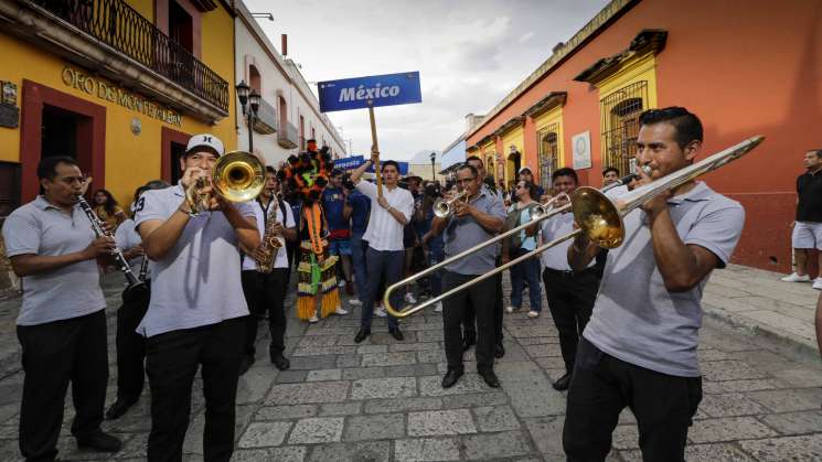 Conmemoran #300LaSalle en Oaxaca y todo el mundo