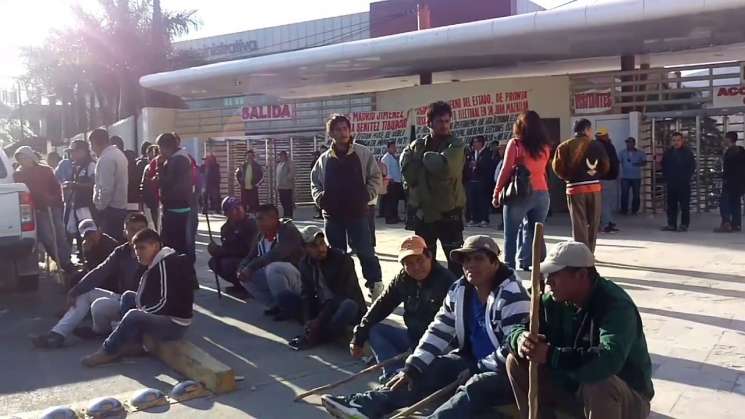 Van 9 días de bloqueo por habitantes de San Juan Mazatlán, Mixe