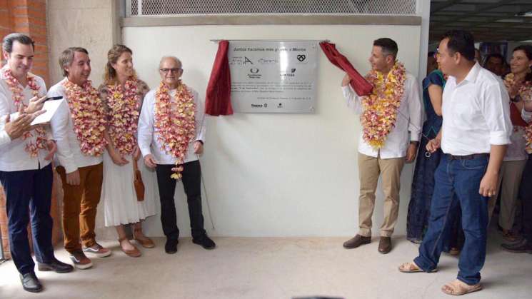 Donantes reinauguran mercado 5 de septiembre en Juchitán 