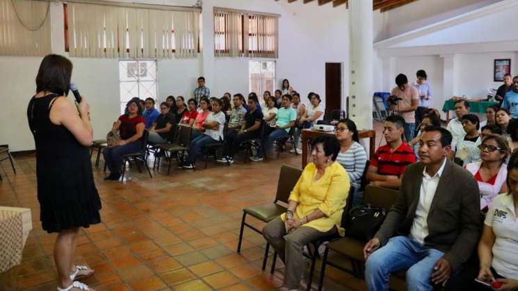 DIF Estatal Oaxaca recibe capacitación internacional