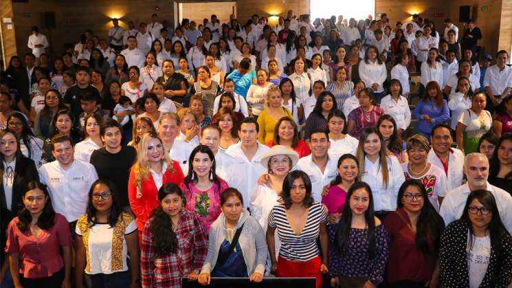 Presenta Icapet 1ra generación de “Mujeres Programando el Futuro