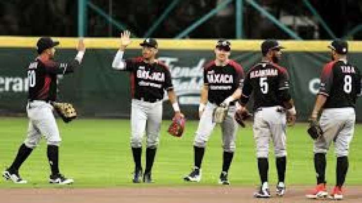  Guerreros de Oaxaca recibe a Tigres de Quintana Roo