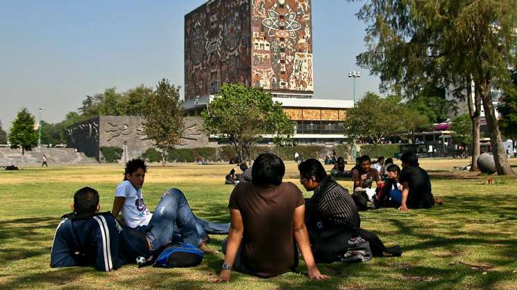    Plan de seguridad a 53 planteles de la UNAM y el IPN