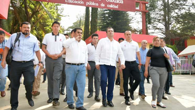 Visita Oswaldo García COBAO de Pueblo Nuevo