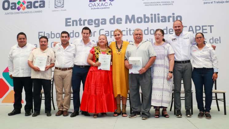 Entrega Icapet muebles al DIF estatal para equipamiento 