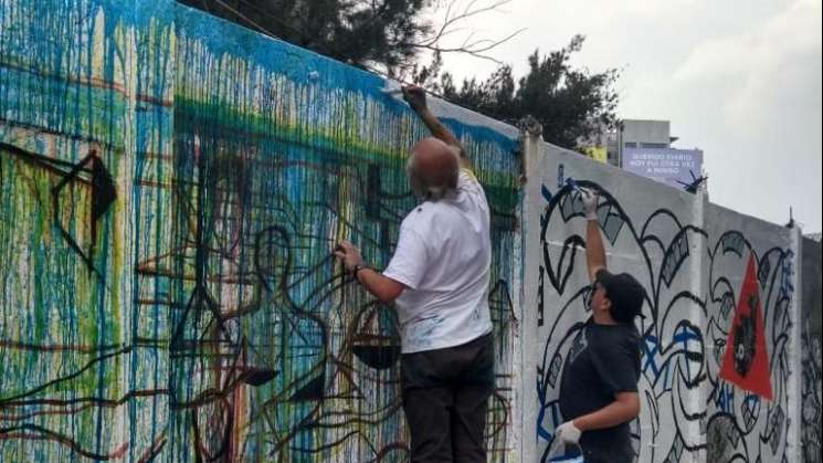 Colectivos artísticos de Oaxaca dejan huella en muros de la Roma