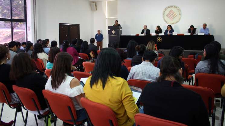  Celebra JSVC al personal de  psicología con Jornada Académica