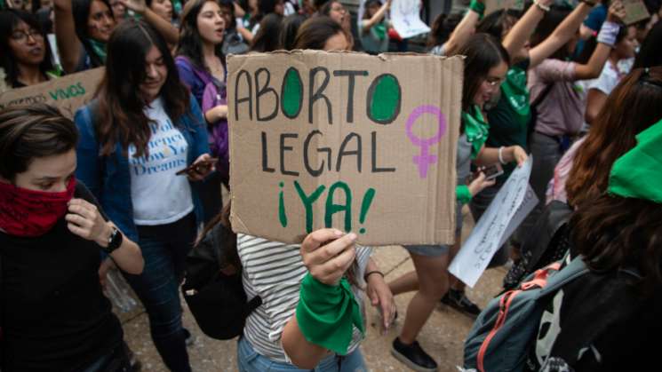 Presentan en Puebla iniciativa para despenalizar el aborto