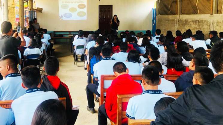 Coesida realiza talleres de prevencion en Santa Cruz Zenzontepec