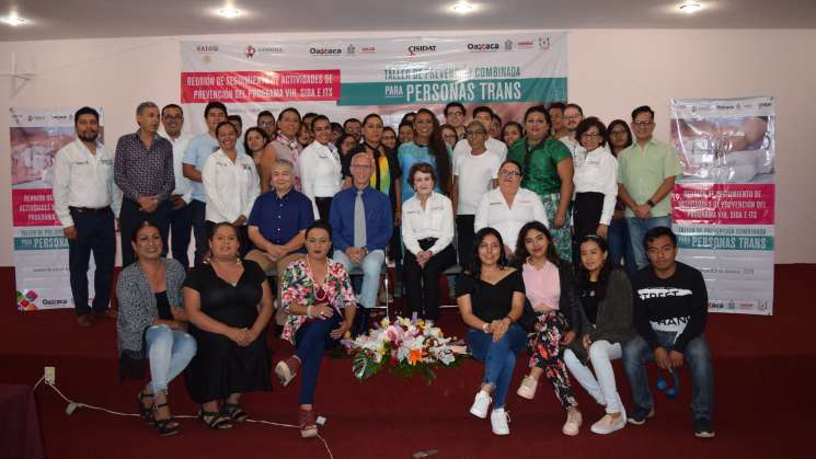 Inaugura Coesida taller de prevención para personas trans