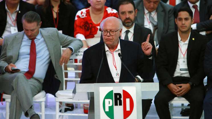 Por simulaciones, José Narro Flores renuncia al PRI