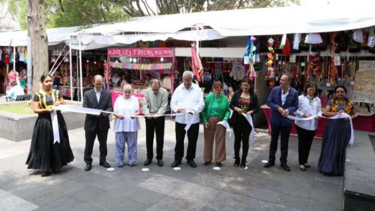  Inauguran “Presencia de Oaxaca en Puebla”