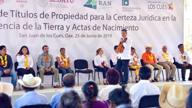 961 familias de la Cañada reciben títulos de propiedad