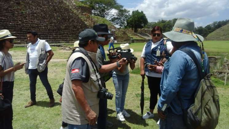 Promueve Sectur Oaxaca atractivos turísticos en Yucatán