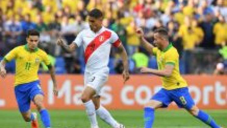 Gana Brasil Copa América ante Perú 3-1