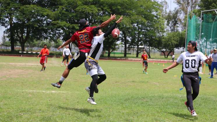 Diversas actividades en el bloque deportivo Lunes del Cerro