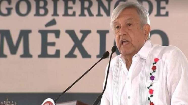 Se impulsará la formación de médicos, sin apoyar caciques: AMLO