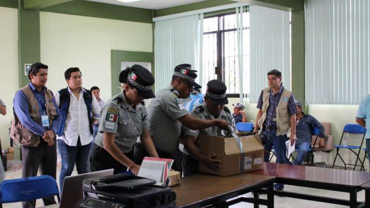 Entrega Asamblea de Ocotepec a Guardia Nacional y FGR a detenidos