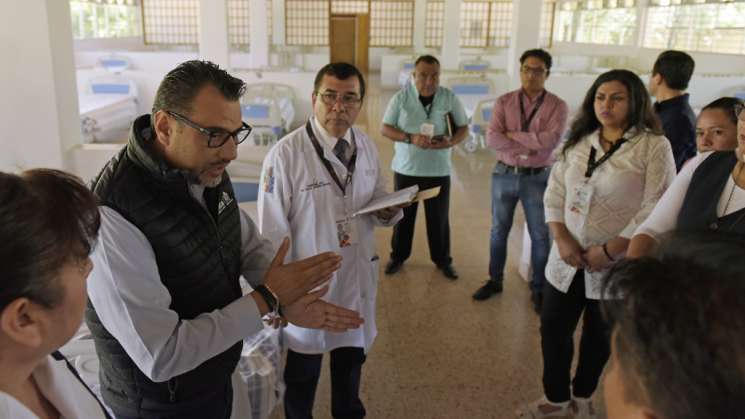 Recorre Donato Casas áreas del Hospital Psiquiátrico Cruz del Sur