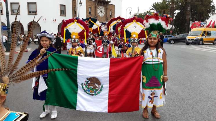 Zaachila presente en Marruecos con su Danza de la Pluma