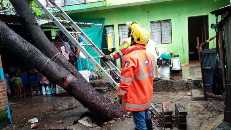 Activan operativo para atender afectaciones por lluvias en Oaxaca