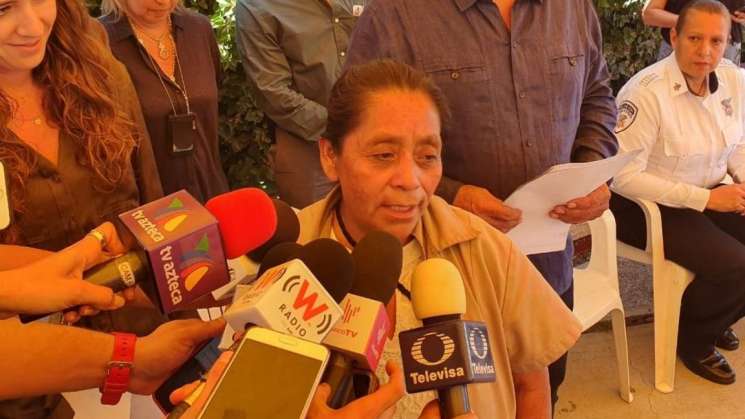 Tras arresto ilegal de un año,sale Indígena oaxaqueña de prisión