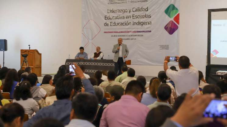 Impulsa IEEPO acciones para la inclusión y equidad educativa 